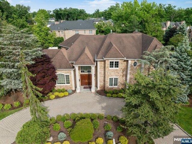 House for sale in Englewood Cliffs, New Jersey