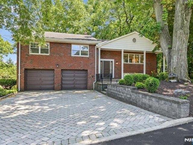 House for sale in Englewood Cliffs, Bergen County