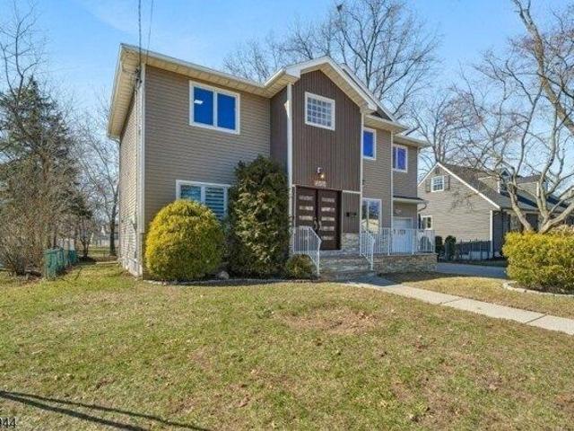 House for sale in Fair Lawn, New Jersey