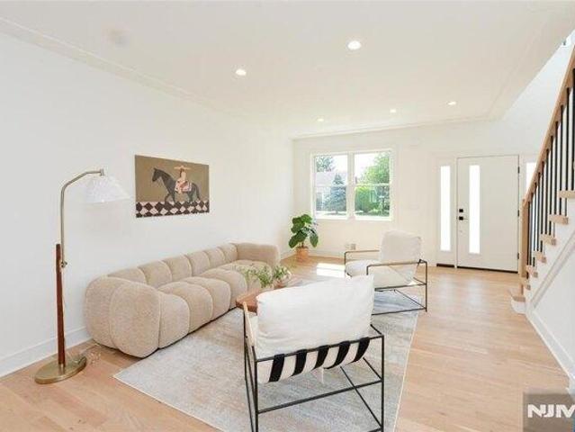 House for sale in Fair Lawn, Bergen County
