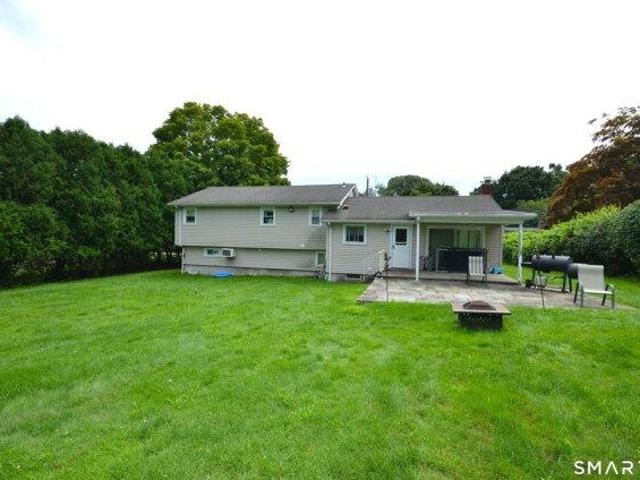 House for sale in Stratfield, Fairfield