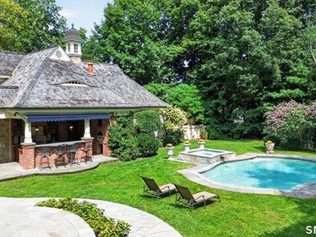 House for sale in Southport, Fairfield