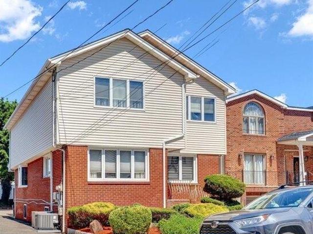 House for sale in Fairview, New Jersey