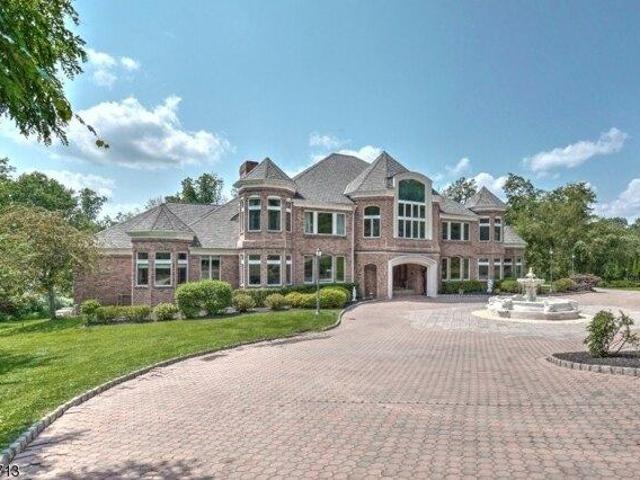 House for sale in Far Hills, New Jersey