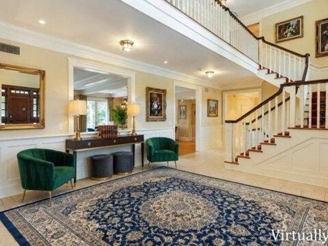 House for sale in Bernardsville, New Jersey