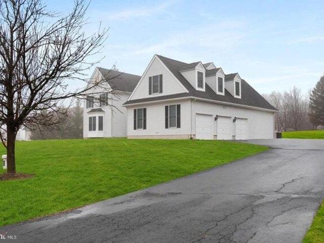 House for sale in Ringoes, New Jersey