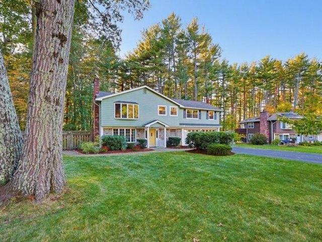 House for sale in Framingham, Middlesex County