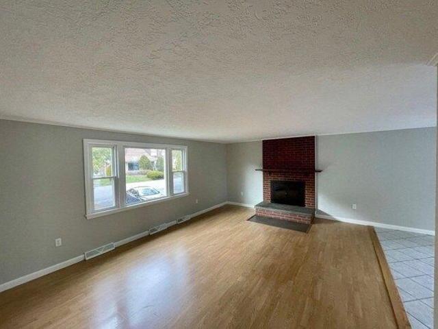 House for sale in Framingham, Middlesex County