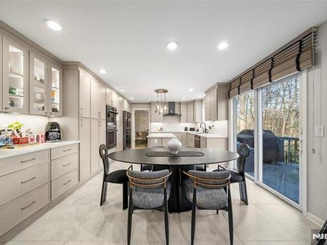 House for sale in Franklin Lakes, New Jersey
