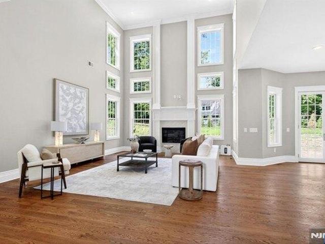 House for sale in Franklin Lakes, New Jersey