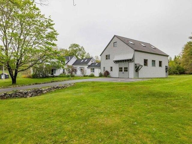 House for sale in Freeport, Maine