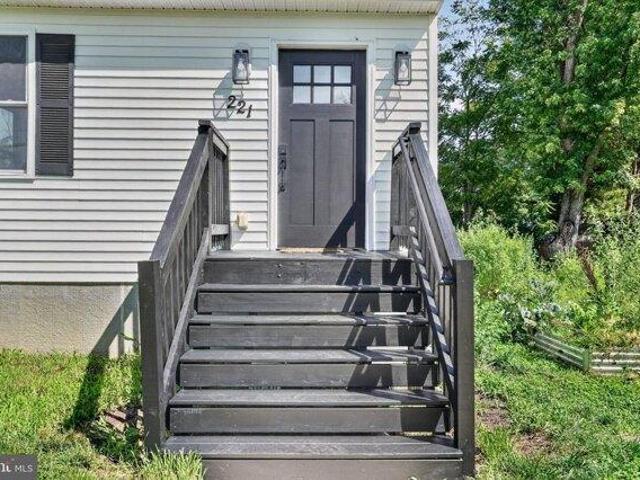 House for sale in Glassboro, Gloucester County