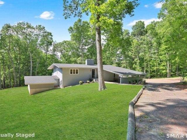 House for sale in Glastonbury, Connecticut