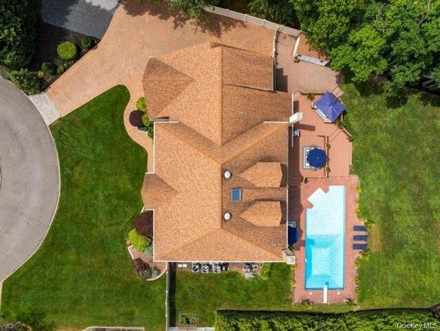 House for sale in Bohemia, New York