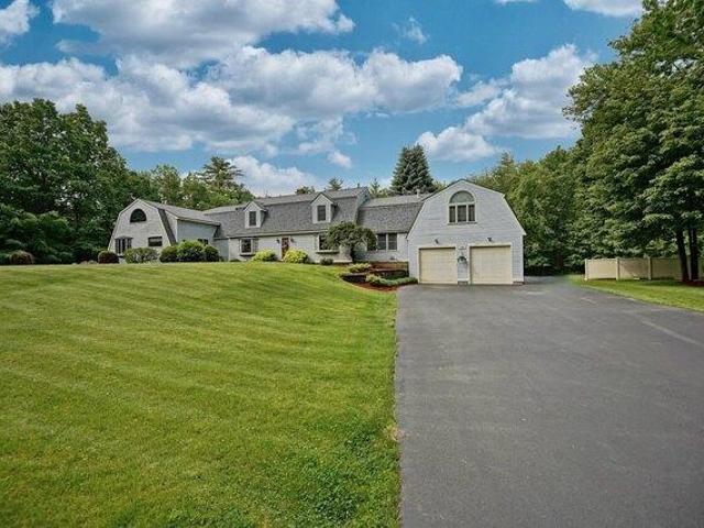 House for sale in New Hampshire