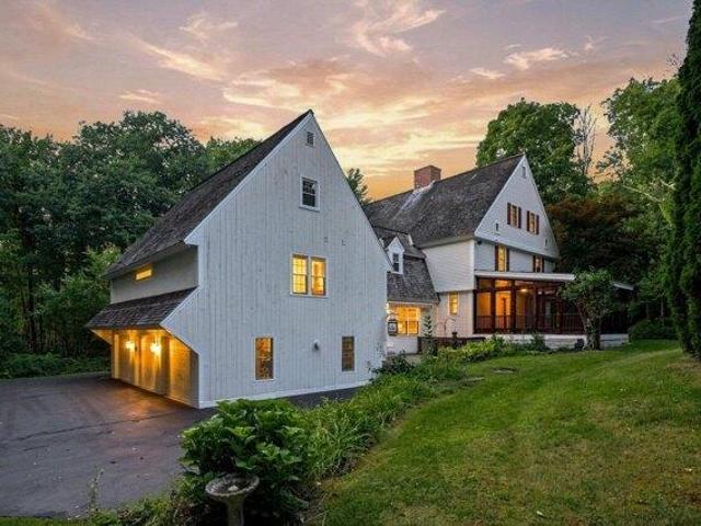 House for sale in New Hampshire