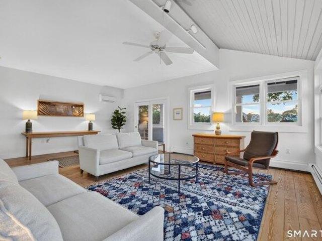 House for sale in Groton Long Point, Groton