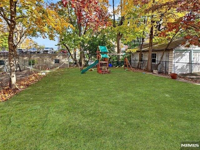 House for sale in Hackensack, New Jersey