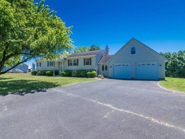 House for sale in Hadley, Massachusetts