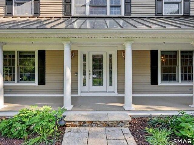 House for sale in Hamden, Connecticut