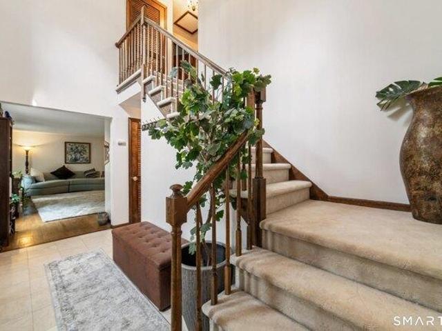 House for sale in Hamden, Connecticut