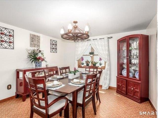 House for sale in Hamden, Connecticut