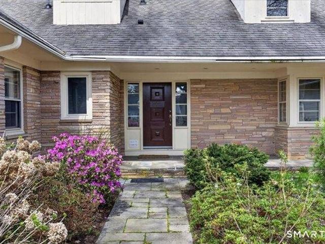 House for sale in Hamden, Connecticut