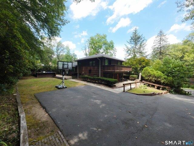 House for sale in Hamden, Connecticut
