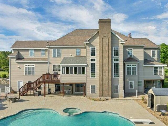 House for sale in New Hampshire