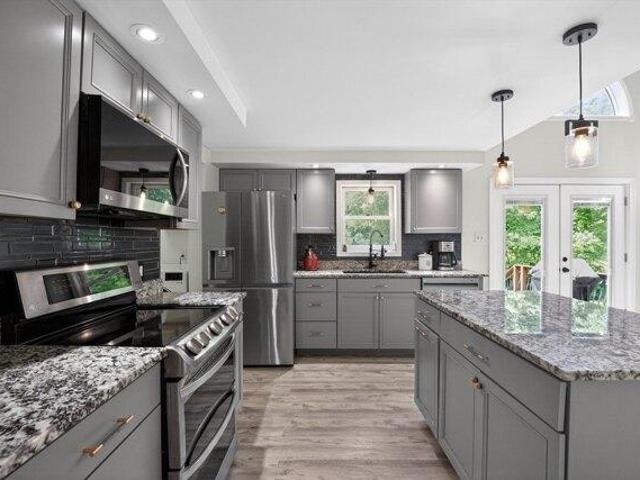 House for sale in Hanson, Massachusetts