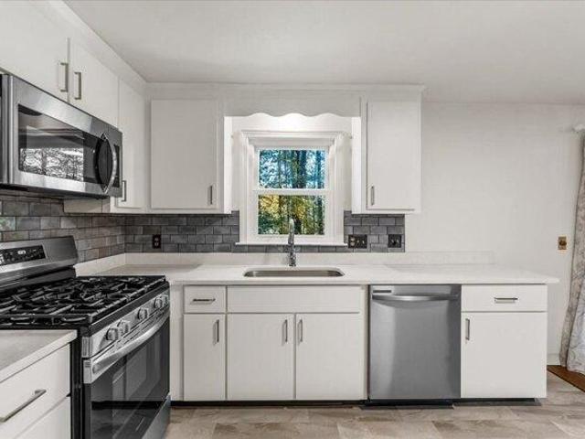 House for sale in Coxs Corner, Hanson