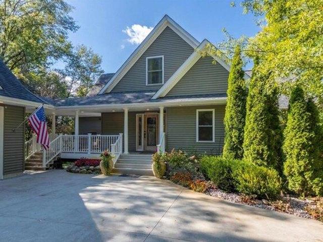 House for sale in Harrison