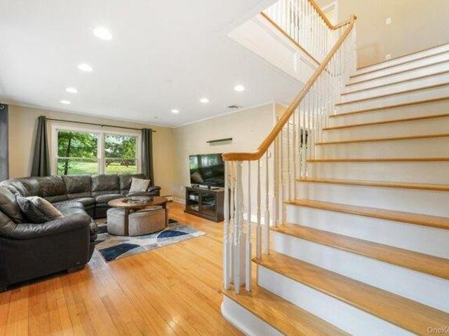 House for sale in Highland Mills, New York
