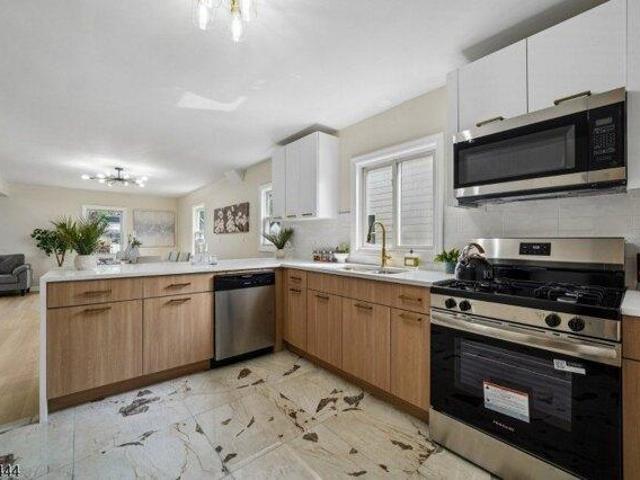 House for sale in Hillside, New Jersey