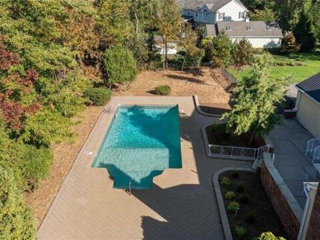 House for sale in Ho-Ho-Kus, Bergen County