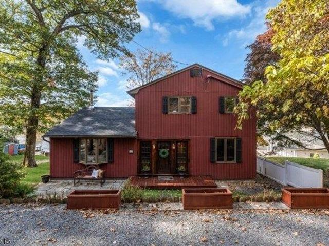 House for sale in Glasser, New Jersey