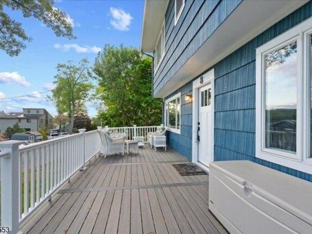 House for sale in Glasser, New Jersey
