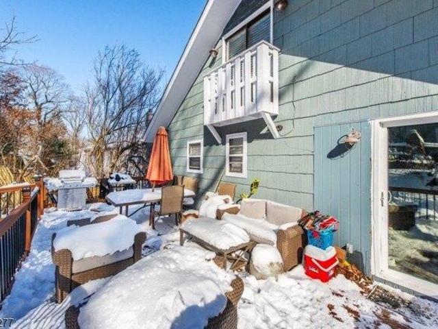 House for sale in Glasser, New Jersey