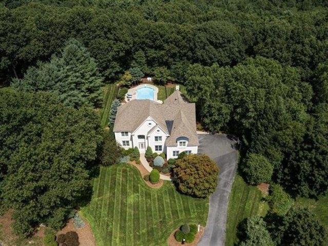 House for sale in Hopkinton, Middlesex County