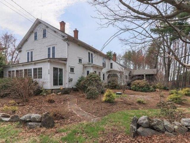 House for sale in New Hampshire