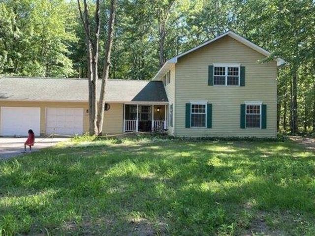 House for sale in Houghton Lake, Michigan