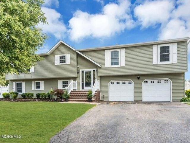 House for sale in Monmouth, New Jersey
