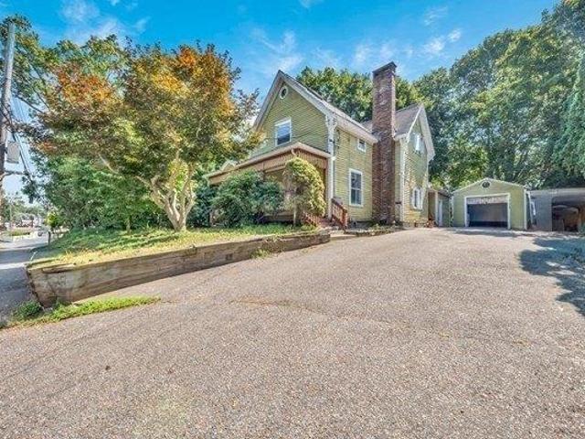 House for sale in Hudson, Massachusetts