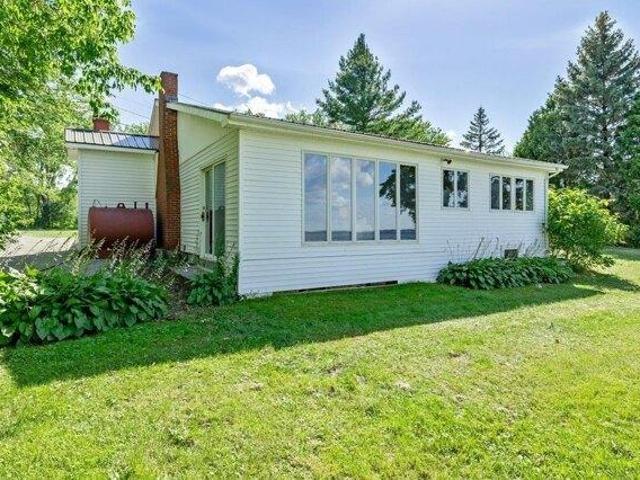 House for sale in Isle La Motte, Vermont