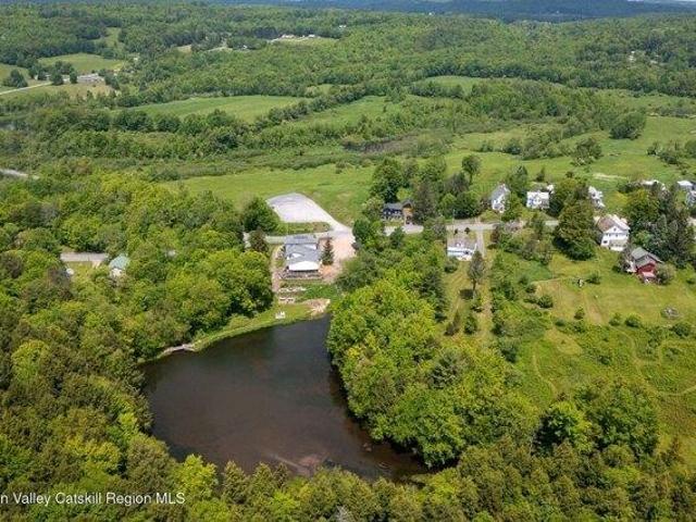 House for sale in Jefferson, New York