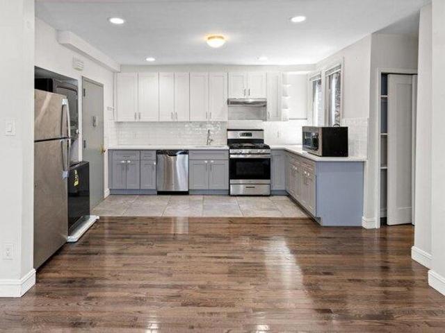 House for sale in Hudson, New Jersey