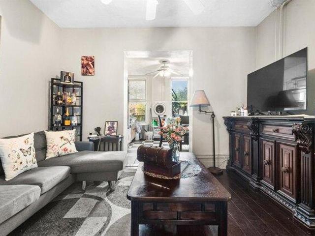 House for sale in Hudson, New Jersey
