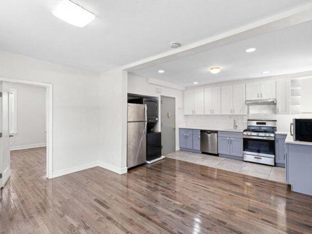 House for sale in Hudson, New Jersey