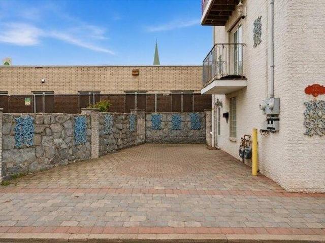 House for sale in Hudson, New Jersey