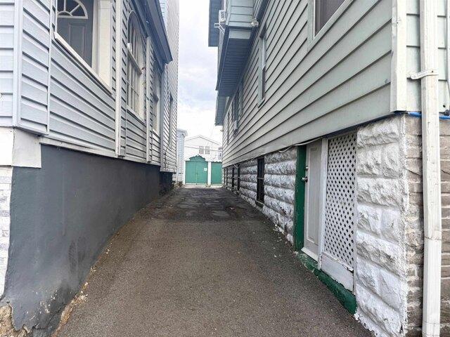 House for sale in Hudson, New Jersey